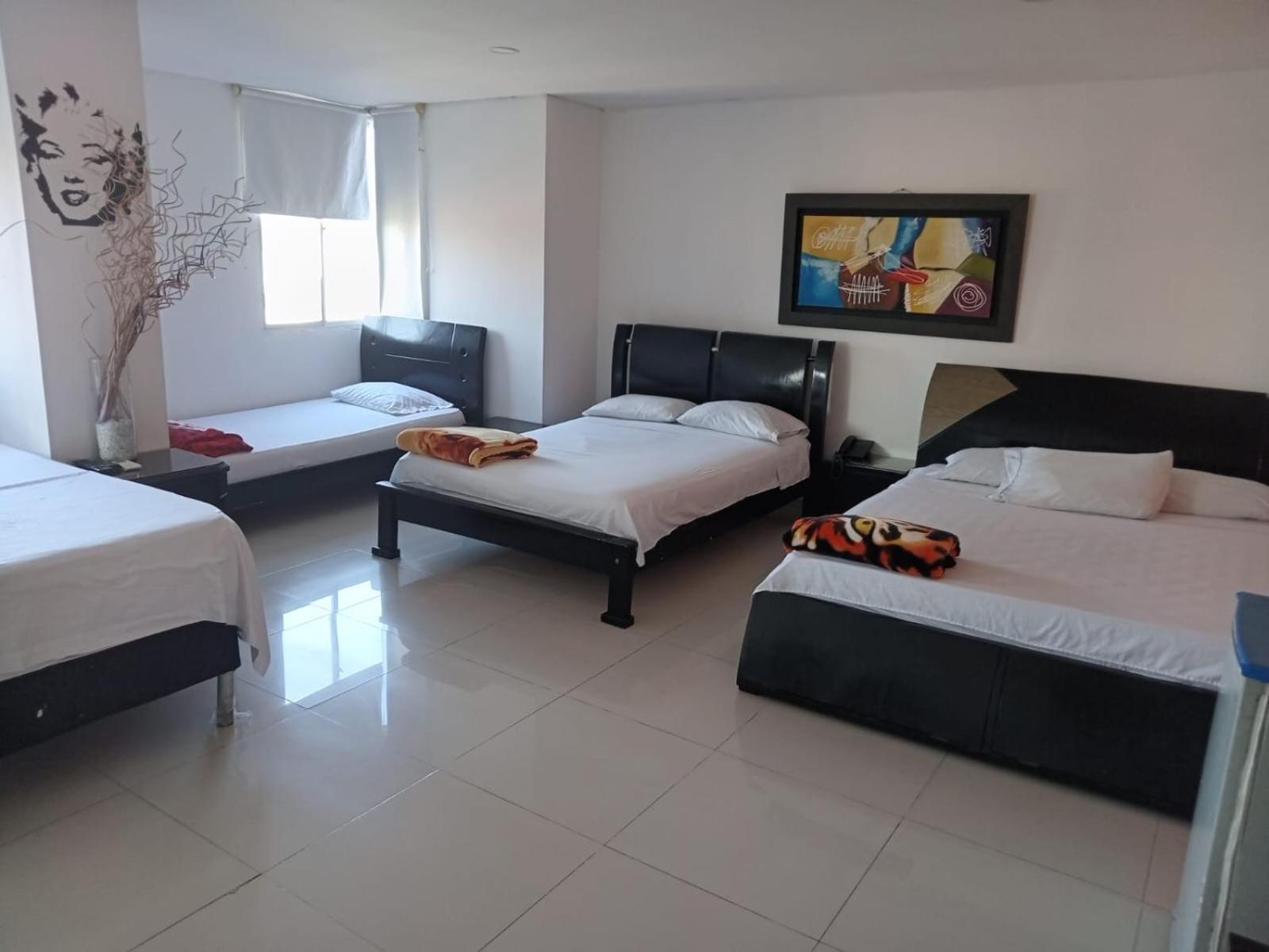 Intersuites Hotel