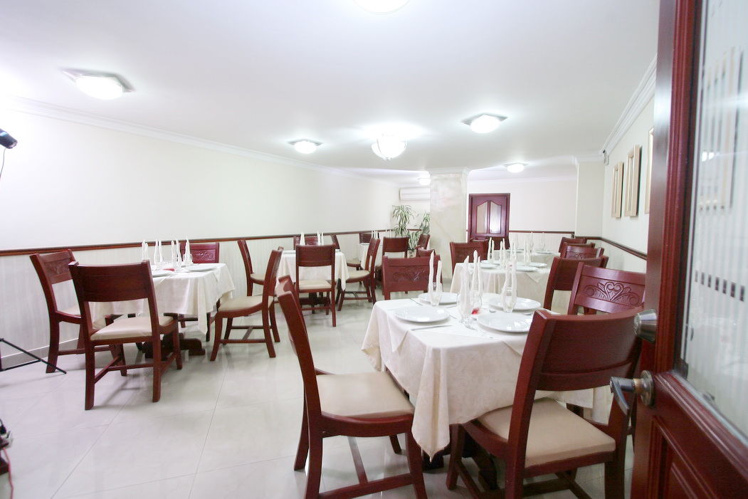 Hotel Intersuites 3*
